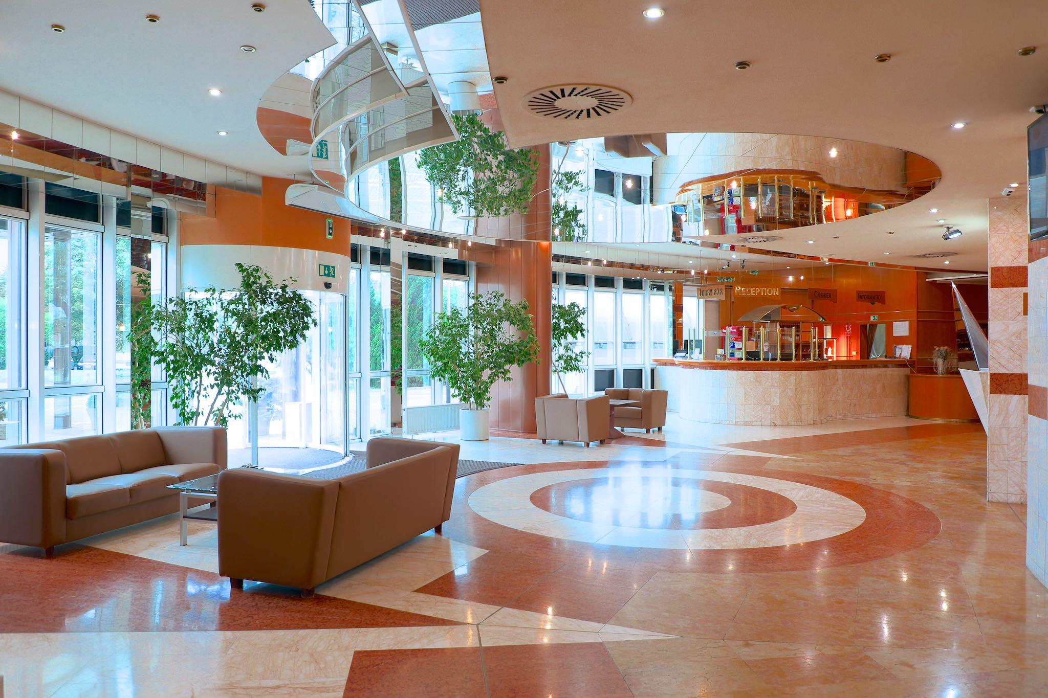 Cosmopolitan Bobycentrum - Czech Leading Hotels Brno Ngoại thất bức ảnh