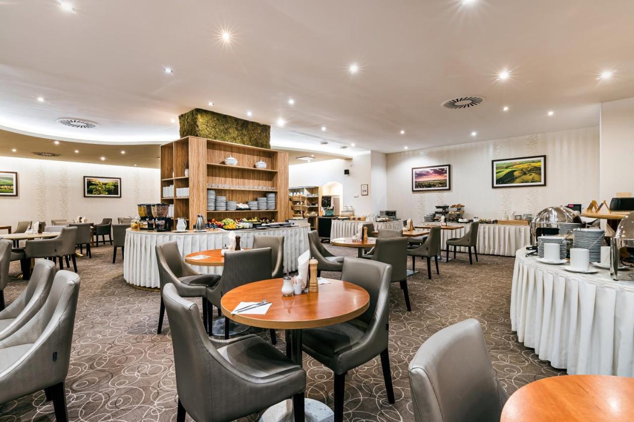 Cosmopolitan Bobycentrum - Czech Leading Hotels Brno Ngoại thất bức ảnh